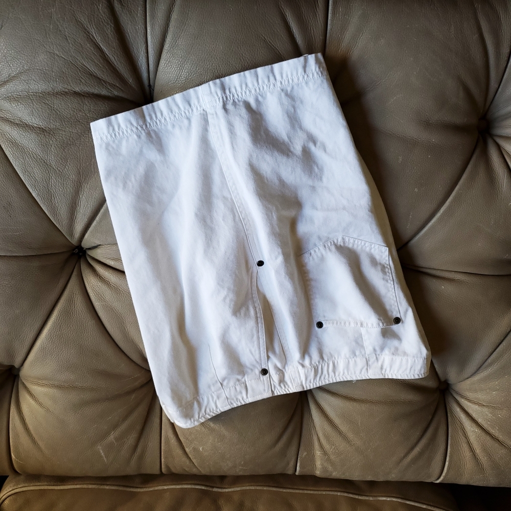 Liz Claiborne white cotton shorts